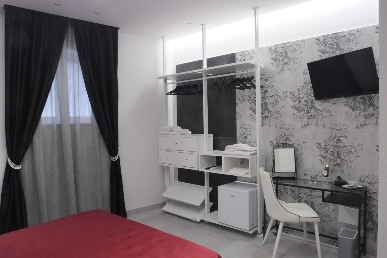 Prestige House Hotel Salerno Ngoại thất bức ảnh